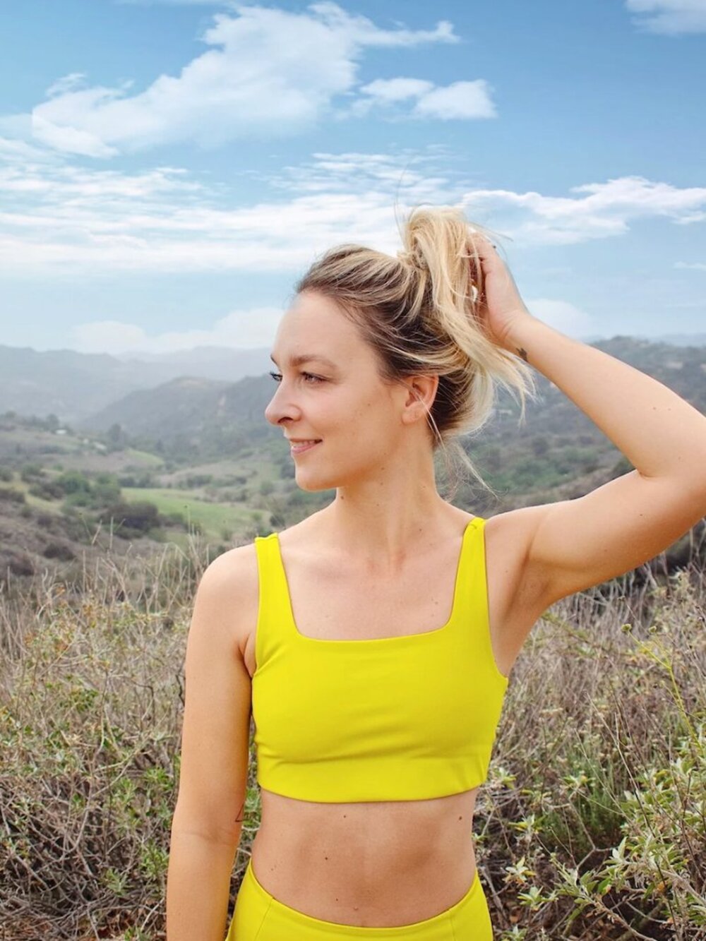 Girlfriend Collective | Tommy Sports Bra | Medium | Chartreuse